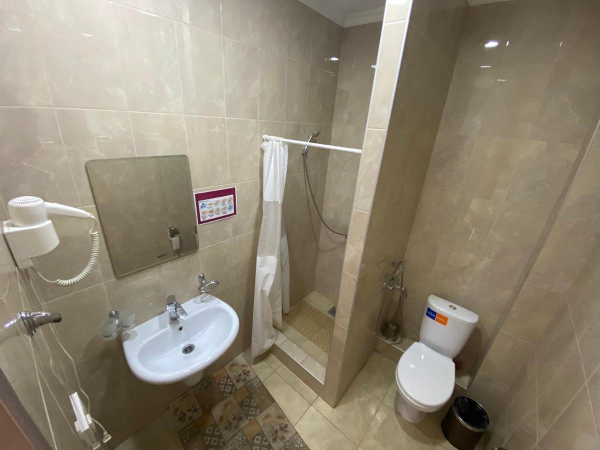 Azimut Hotel Баликчи Екстериор снимка